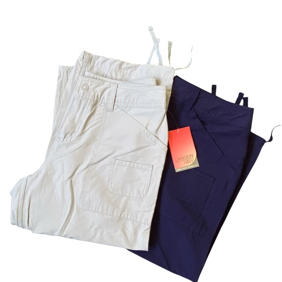DANSKIN Now Capri Bundle Two Pairs Like New Navy & Soft Silver Sports Size 4/6 - Picture 5 of 11